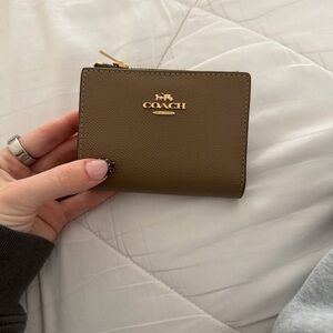 Coach Brown Pebbled Leather Zip Card Case with Gold Hardware